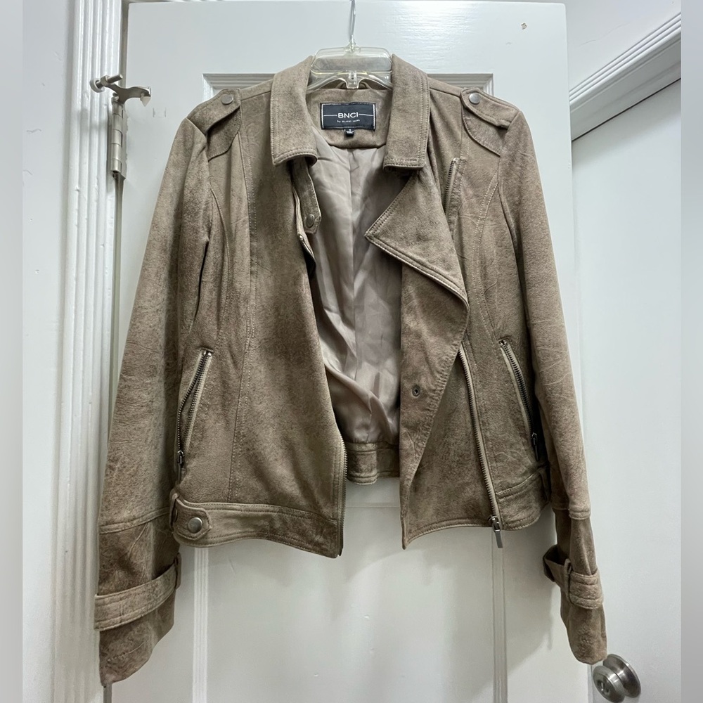 Blanc Noir Women's Brown Leather Jacket